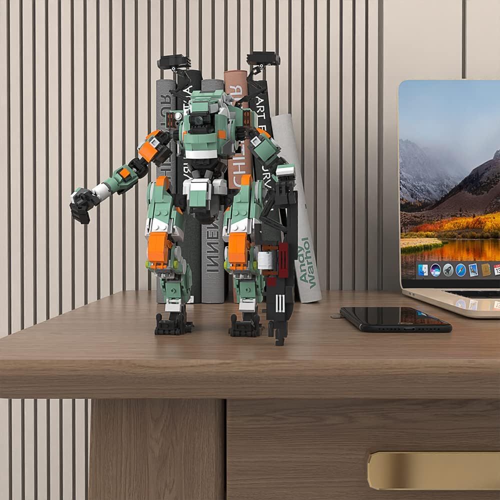 Mecha Robot Building Set – 1057-Piece Display Model