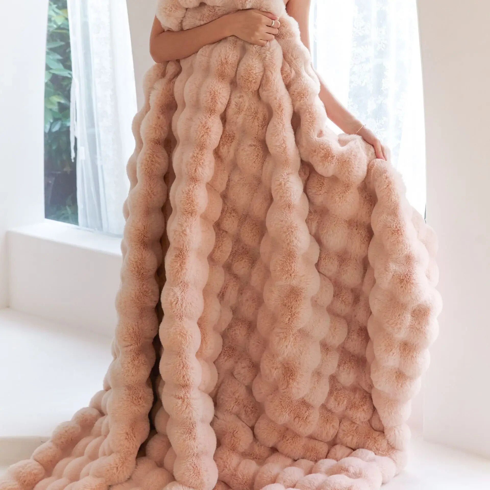 Plush Microfiber Waffle-Weave Throw Blanket