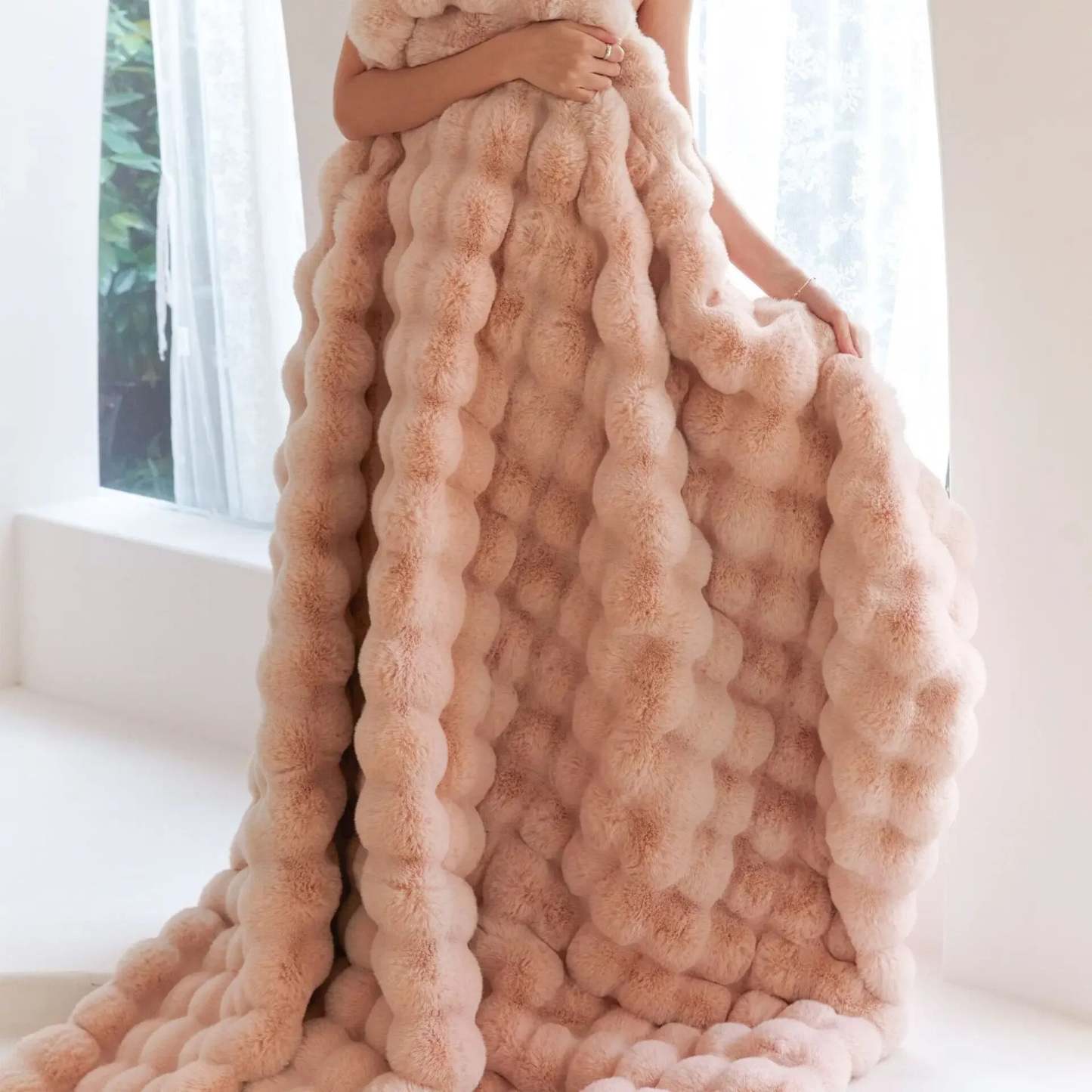 Plush Microfiber Waffle-Weave Throw Blanket