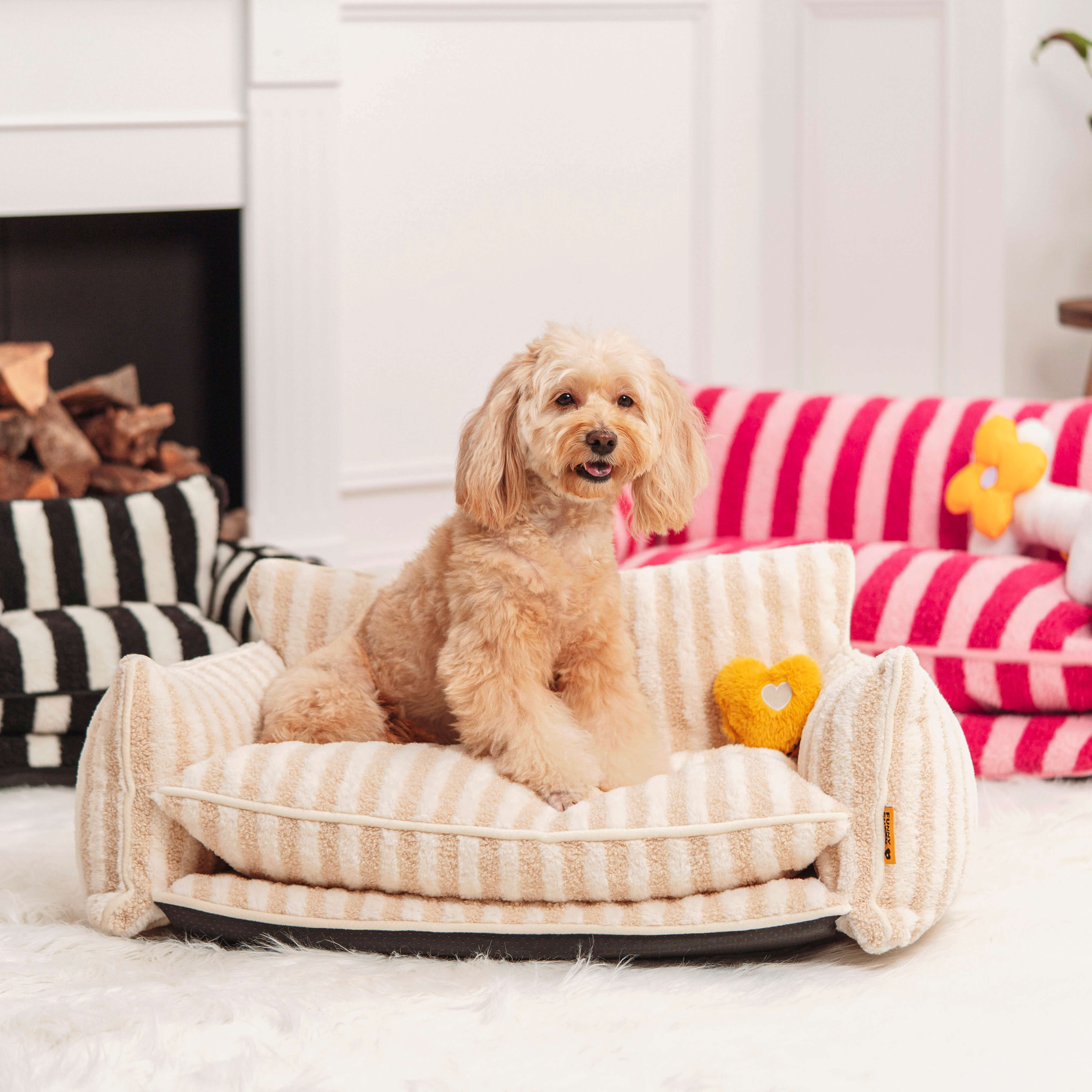Trendy Striped Faux Lambswool Double Layer Dog & Cat Sofa Bed-北京欧布科技有限公司