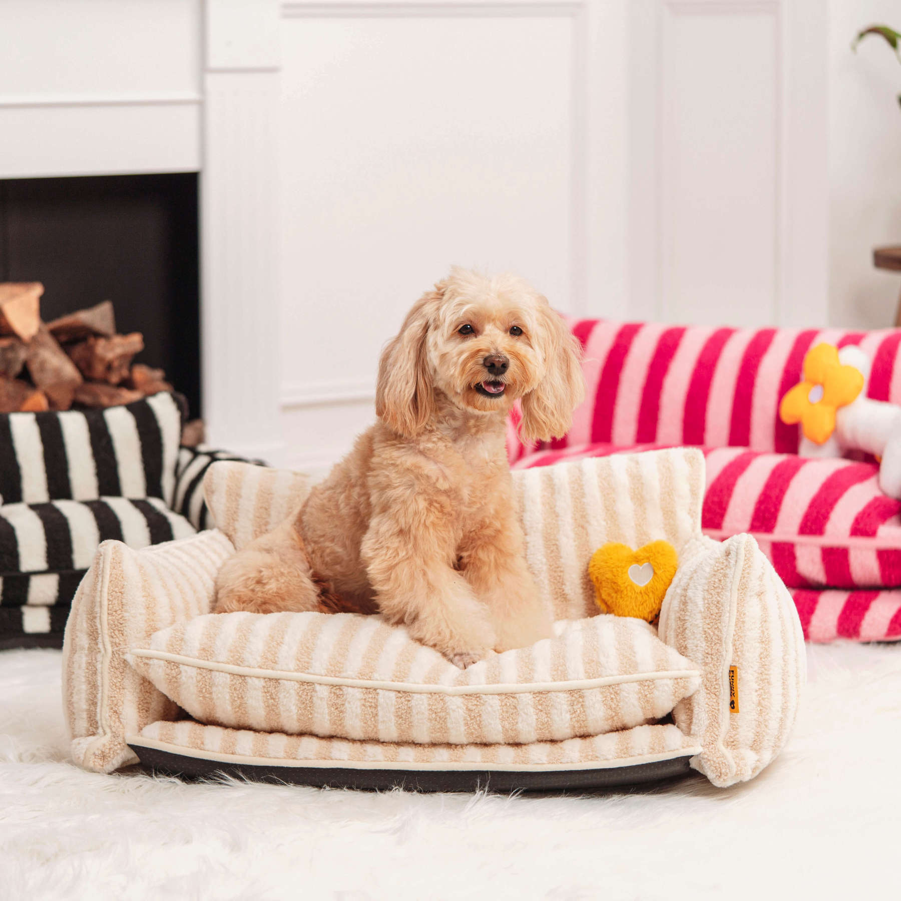 Trendy Striped Faux Lambswool Double Layer Dog & Cat Sofa Bed-北京欧布科技有限公司