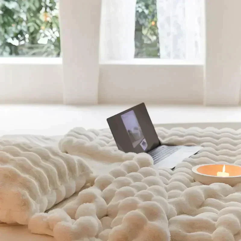 Plush Microfiber Waffle-Weave Throw Blanket