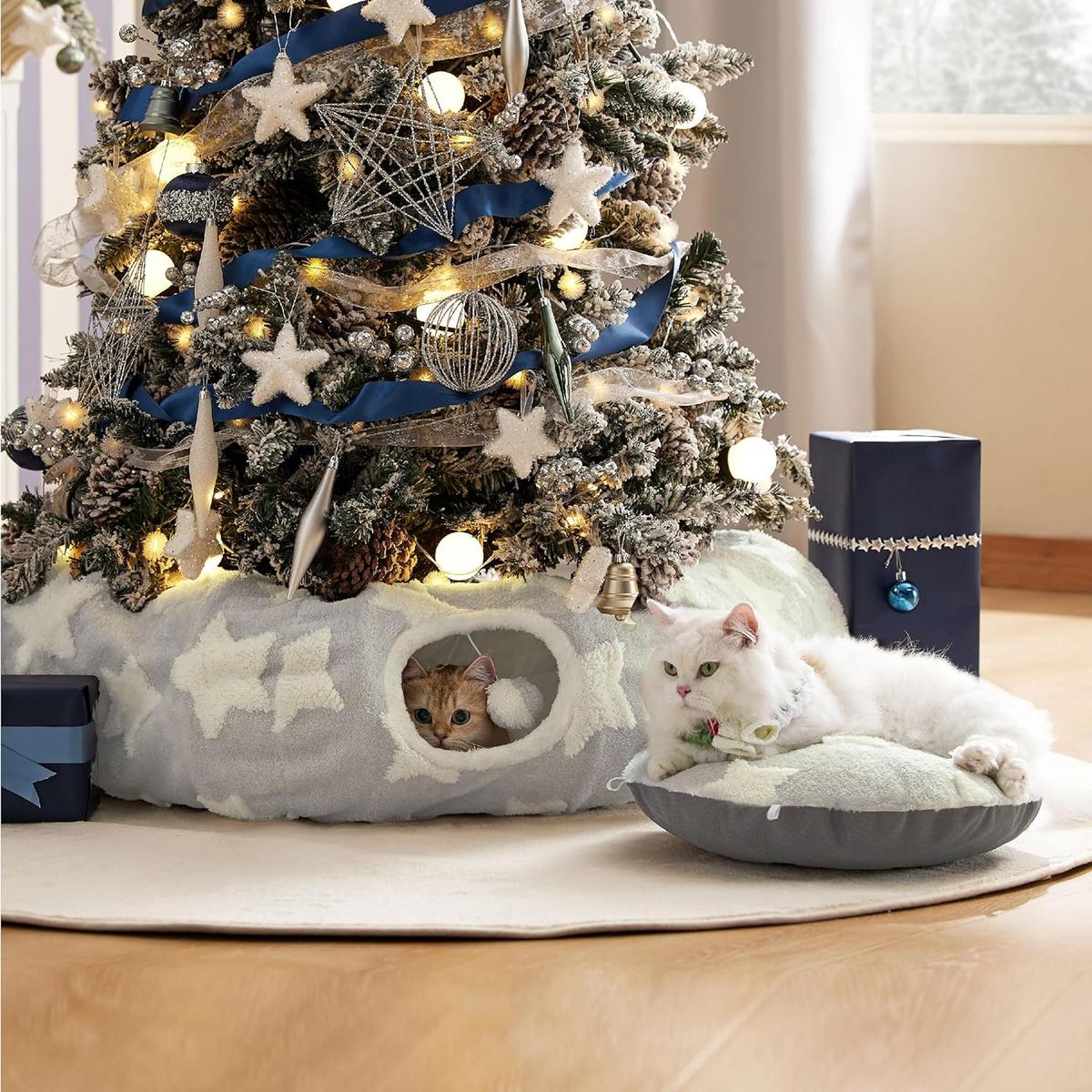 Lesure Cat Tunnel Bed for Indoor Cats - Warm&Cozy Cute Cat Donut Tunnel with Washable Circle Cushion, Under Christmas Tree, Round Pet Play Tunnel Toy for Kitten/Puppy/Rabbit, Peekaboo Cave Toy, Cool Cat Stuff, Perfect for Autumn & Winter Calming