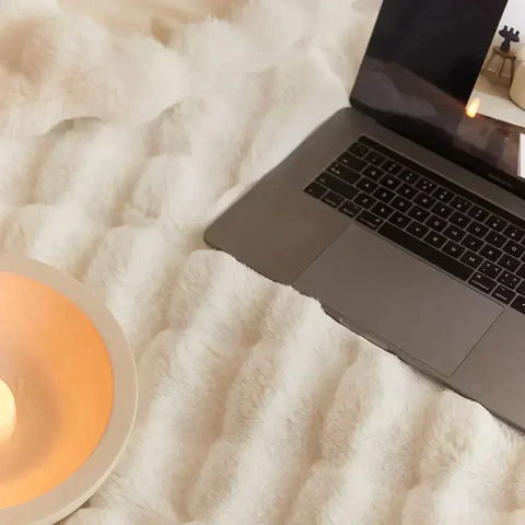 Plush Microfiber Waffle-Weave Throw Blanket