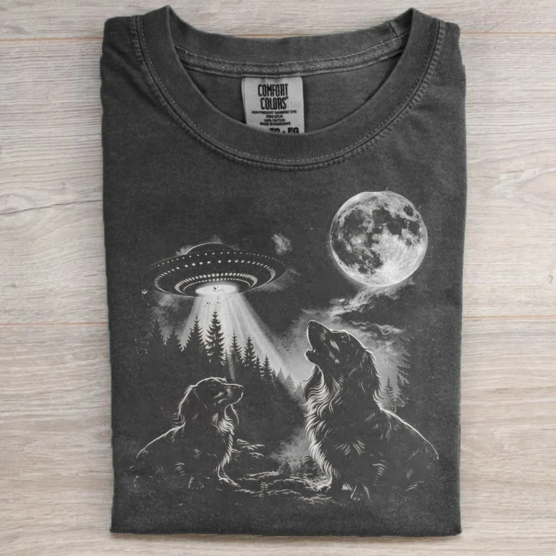 Long Haired Dachshund Howling Moon T-shirt