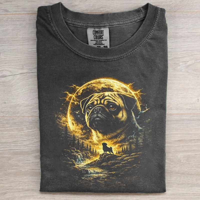 Vintage Pug Howling Moon T-shirt