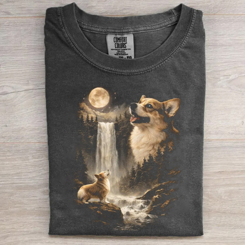 Corgi Howling to the Moon T-shirt