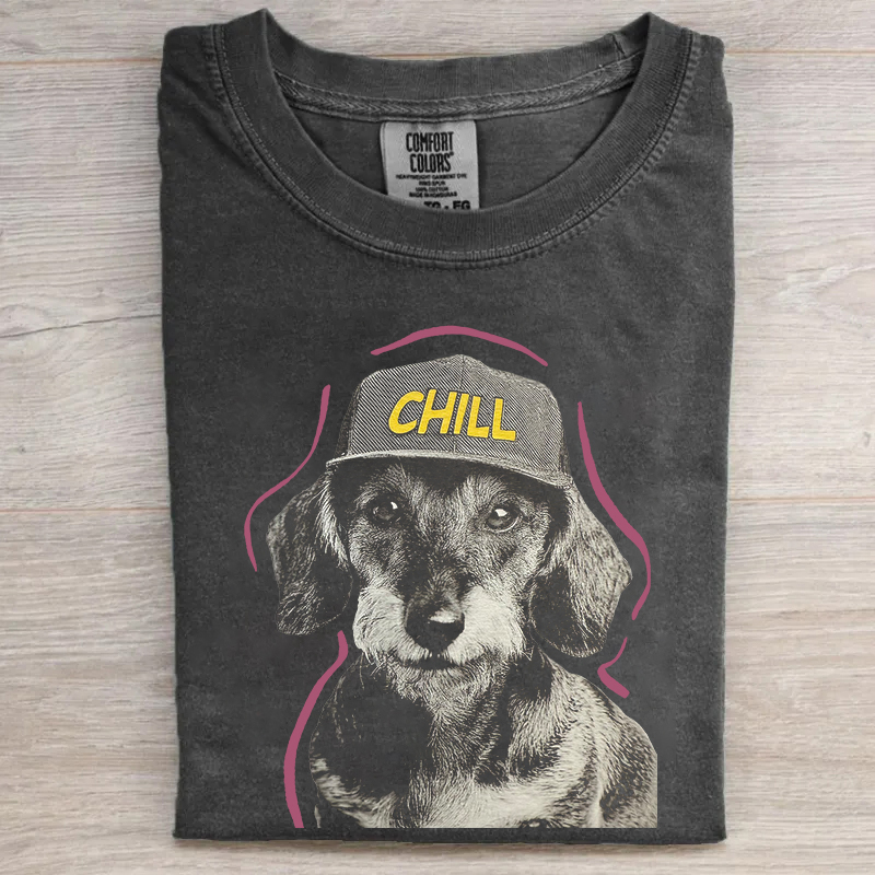Chill Dachshund Graphic T-shirt