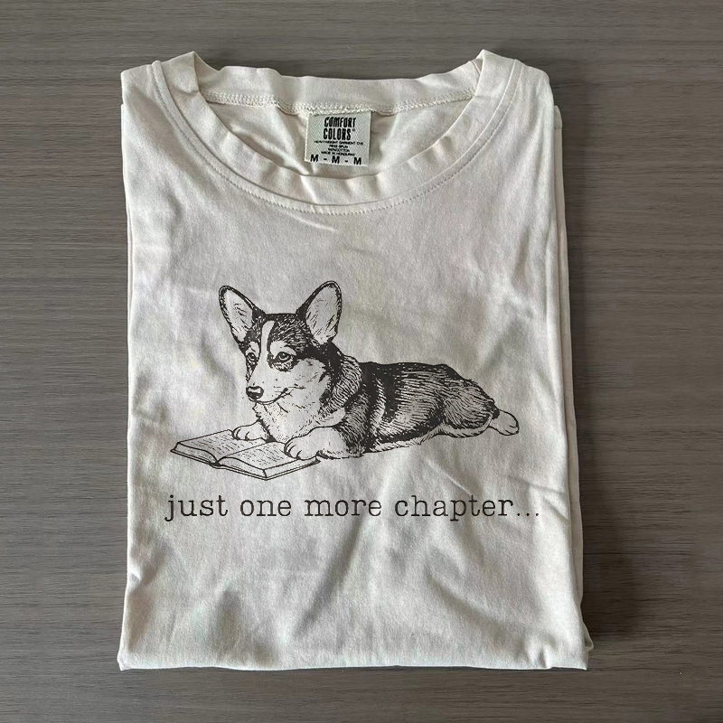 Tri Color Corgi Reading T-shirt