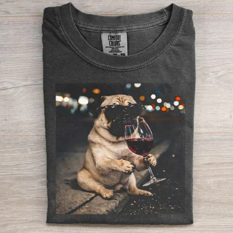 Cool Pug Drinking Wine Graphic T-shirt