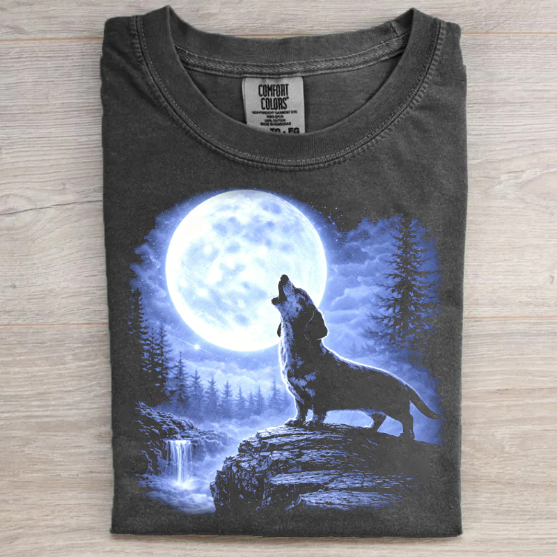 Dachshund Howling Moon T-shirt