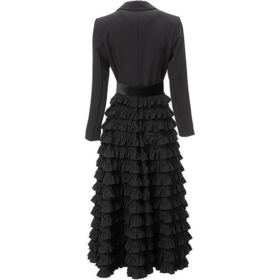 Robe moulante noire à revers et ceinture pour femme