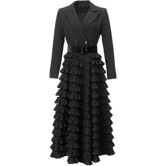 Robe moulante noire à revers et ceinture pour femme