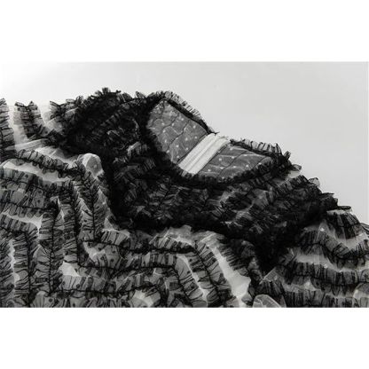 Robe à volants rayée en dentelle superposée pour femme