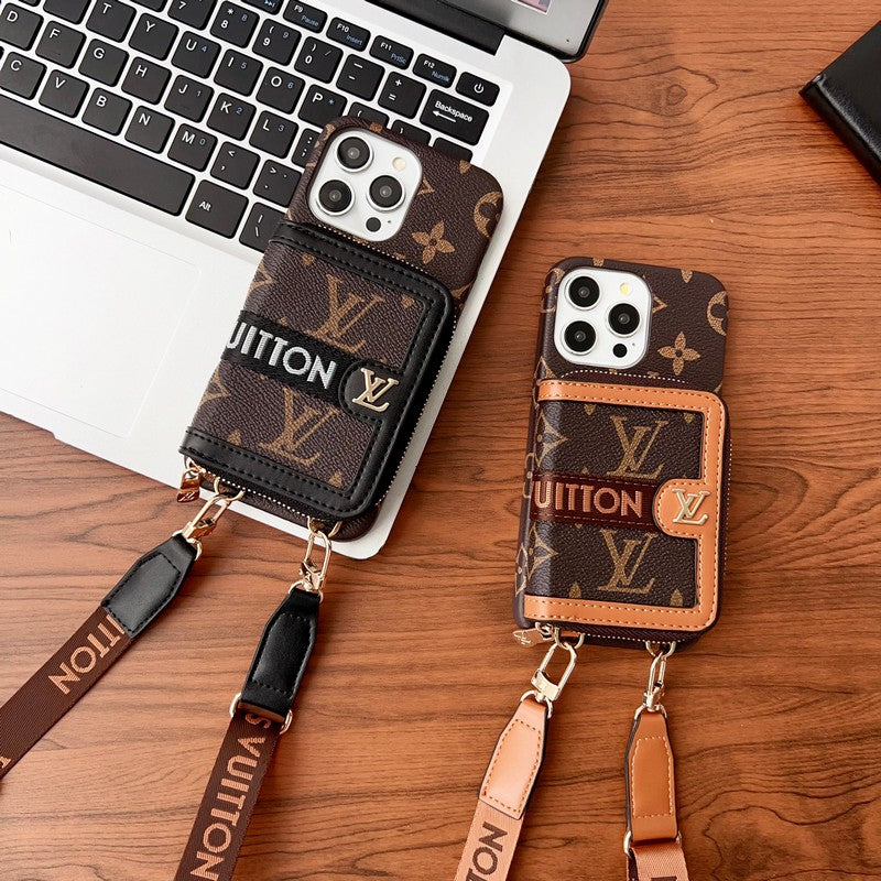 lou-gg-card-holder-chain-iphone-case-7785