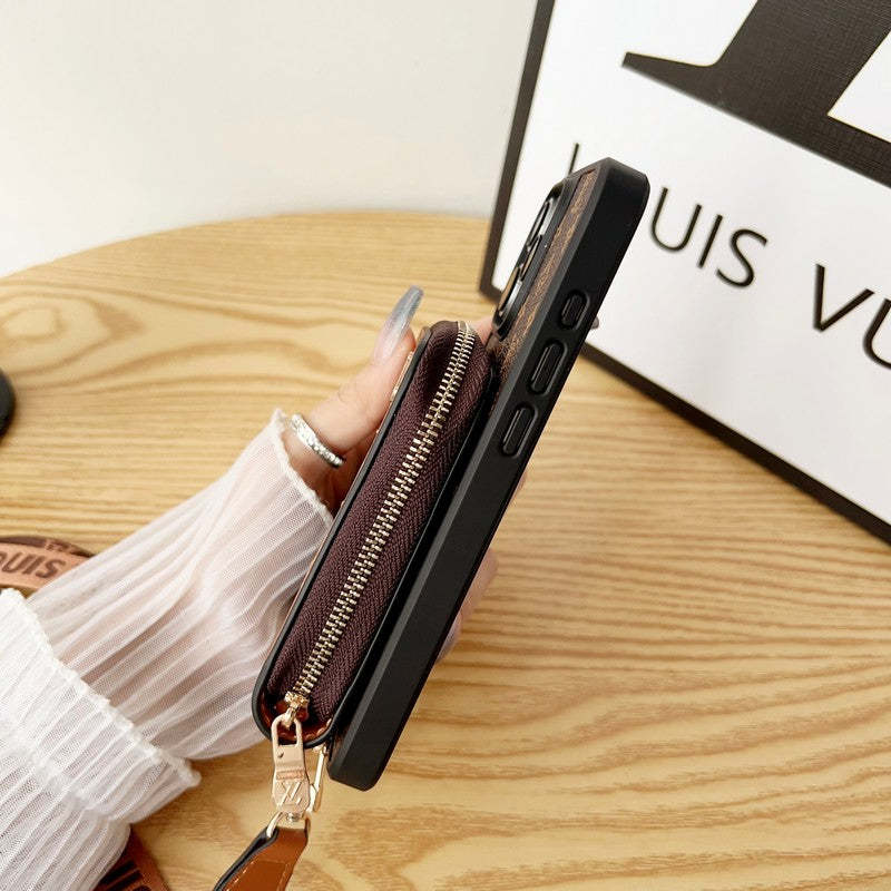 lou-gg-card-holder-chain-iphone-case-1763