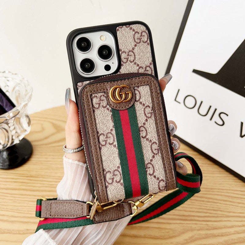 lou-gg-card-holder-chain-iphone-case-1763