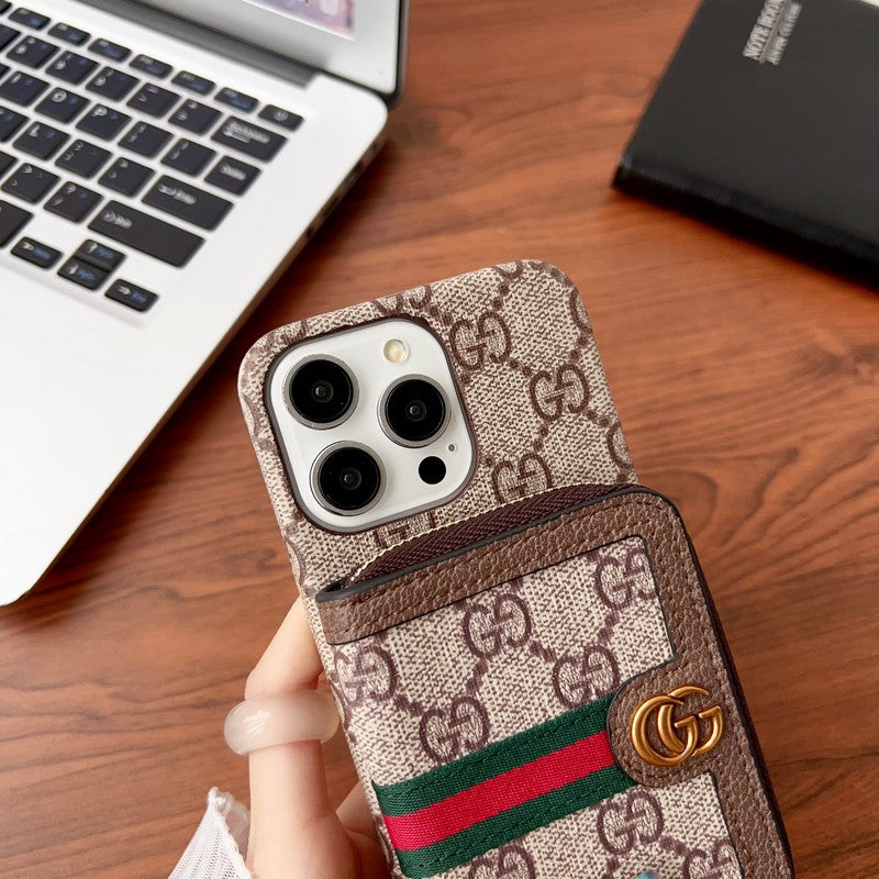 lou-gg-card-holder-chain-iphone-case-7785