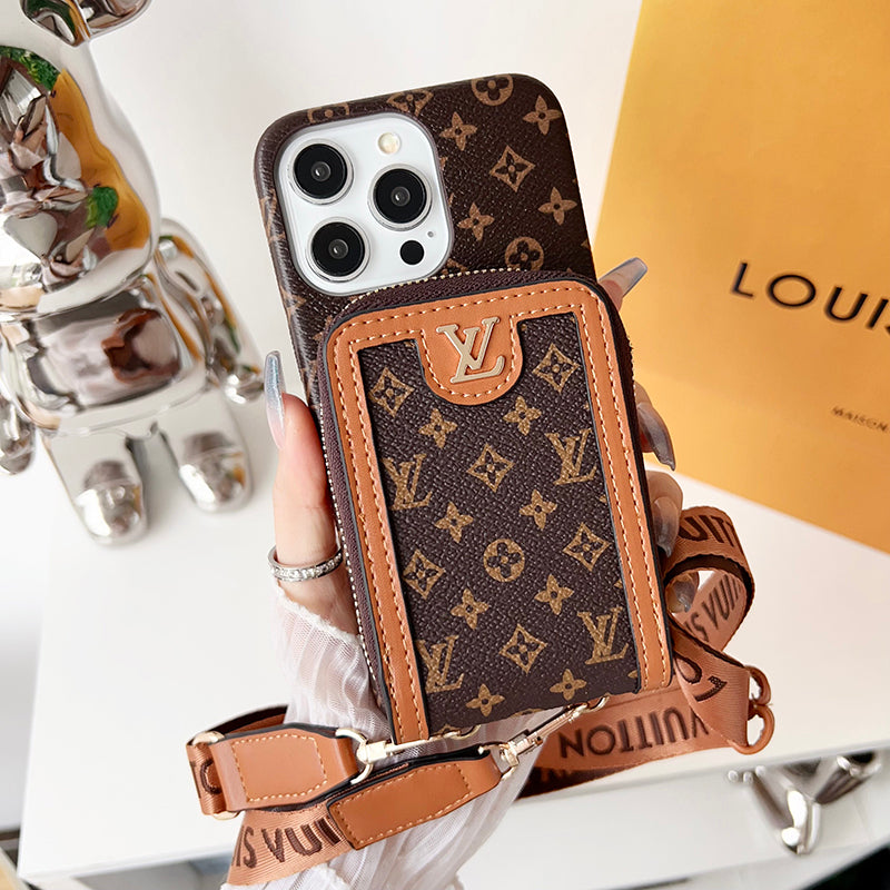 lou-gg-card-holder-chain-iphone-case-4165