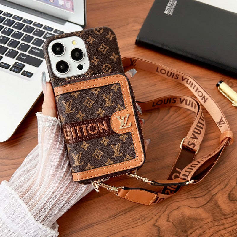 lou-gg-card-holder-chain-iphone-case-7785