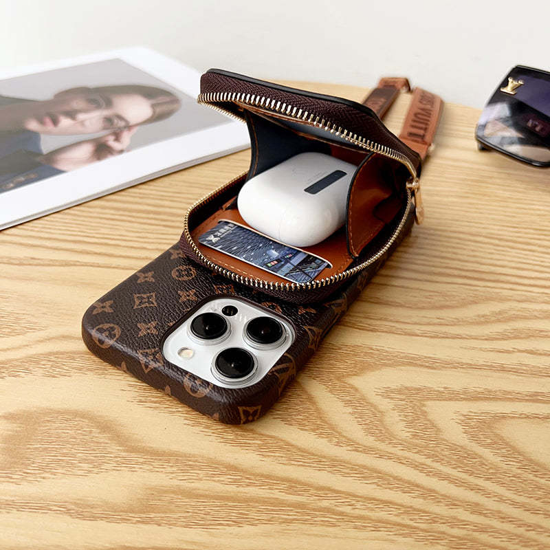 lou-gg-card-holder-chain-iphone-case-4165