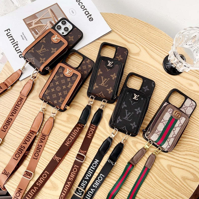 lou-gg-card-holder-chain-iphone-case-1763