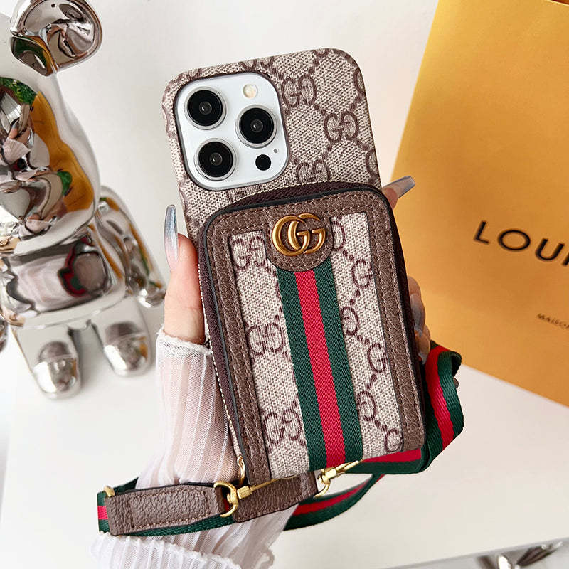 lou-gg-card-holder-chain-iphone-case-4165