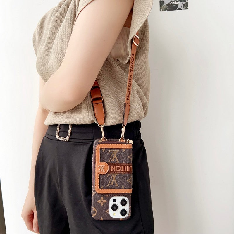 lou-gg-card-holder-chain-iphone-case-7785