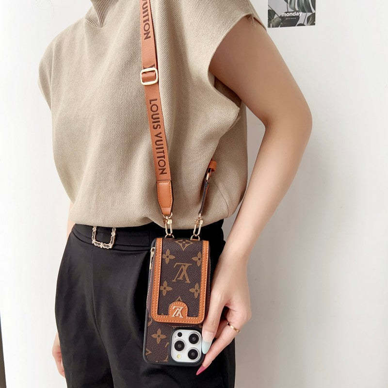 lou-gg-card-holder-chain-iphone-case-1763