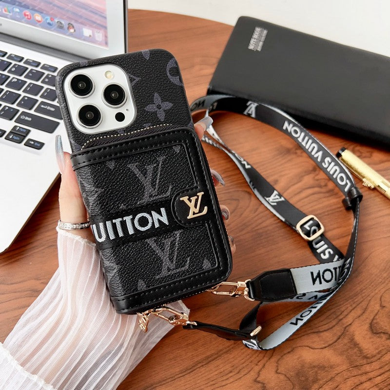 lou-gg-card-holder-chain-iphone-case-7785