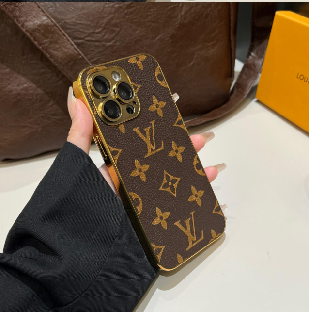 lou-classic-monogram-iphone-case-with-electroplated-gold-edges-2770