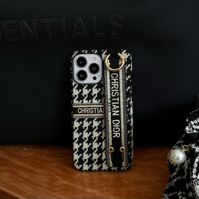 cd-houndstooth-wristband-iphone-case-3527