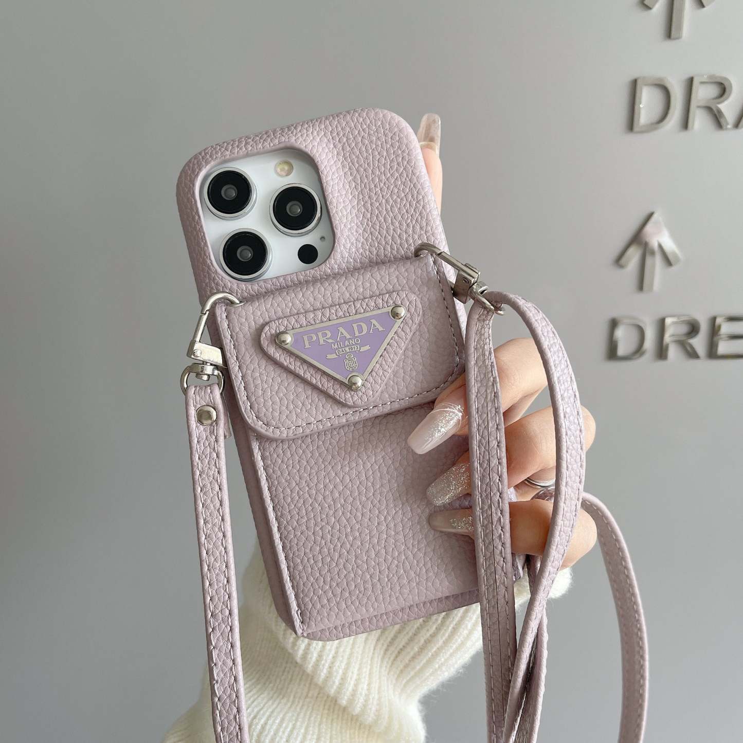 pra-card-holder-chain-iphone-case-7393