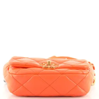 CC 19 Belt Bag Quilted Leather
