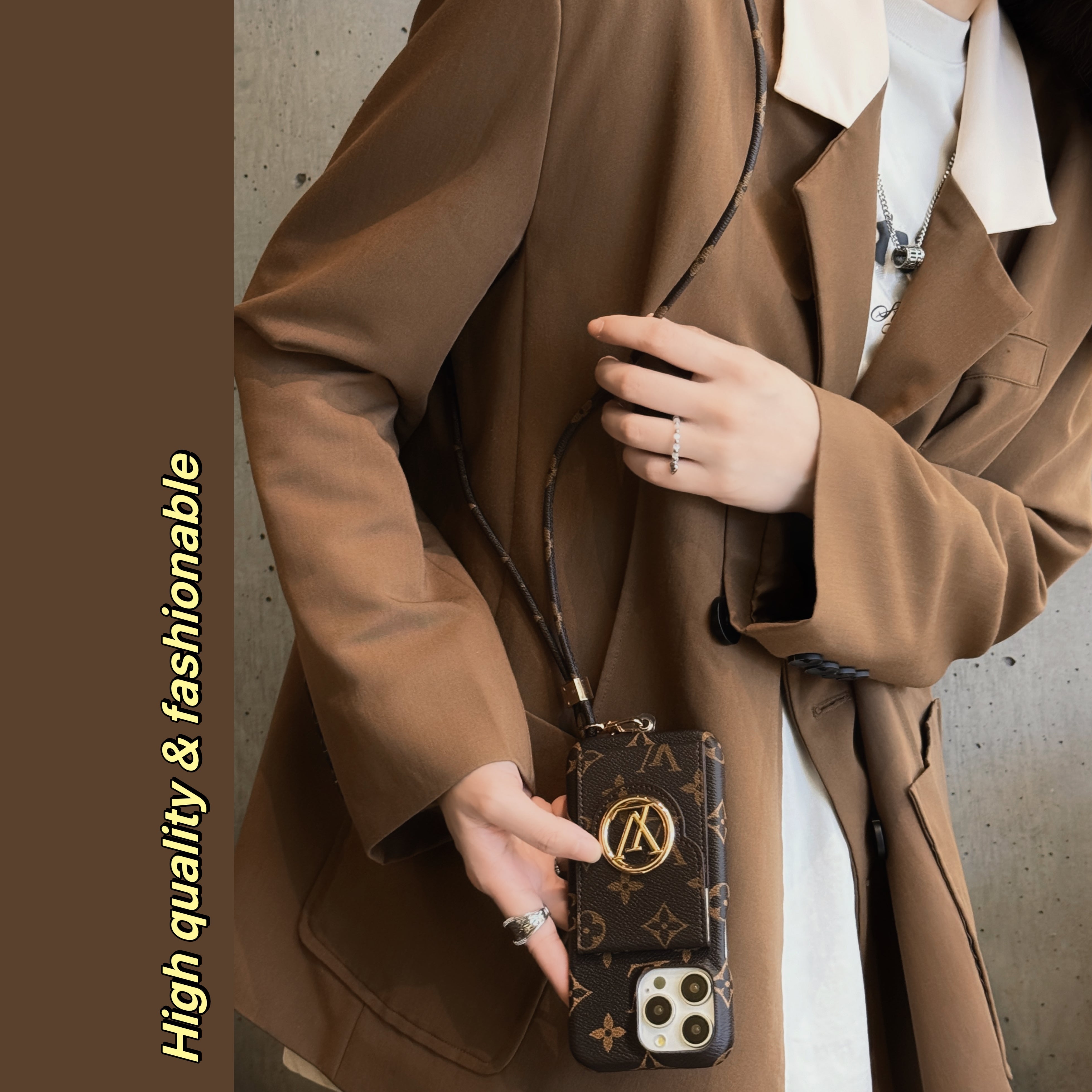 lou-card-holder-chain-iphone-case-2544