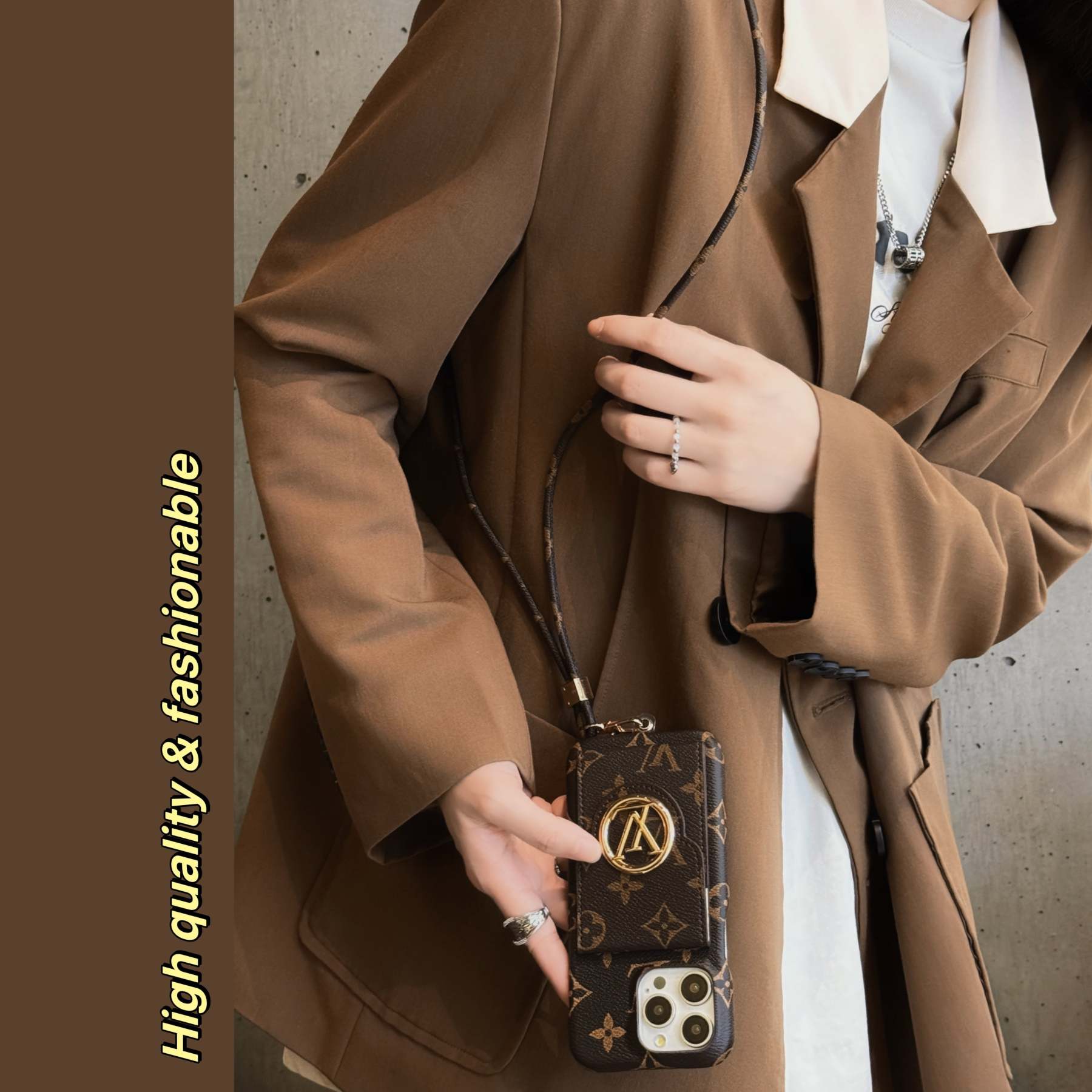 lou-card-holder-chain-iphone-case-2544