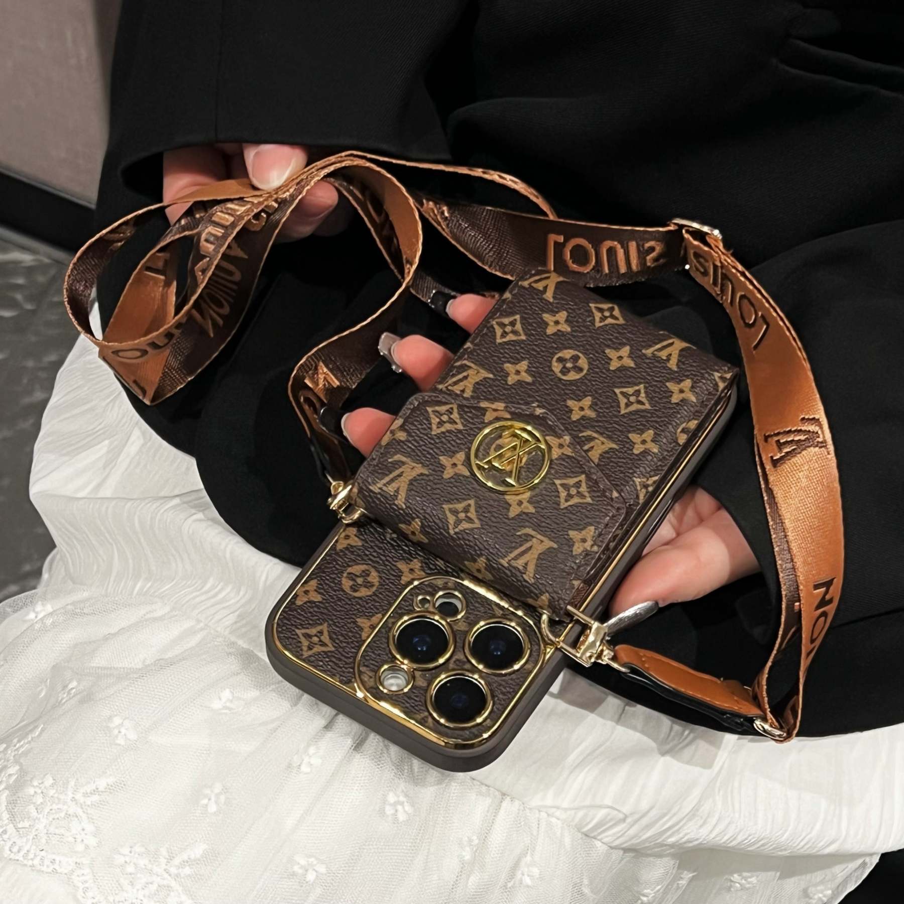 lou-classic-leather-iphone-case-with-card-wallet-and-strap-7384