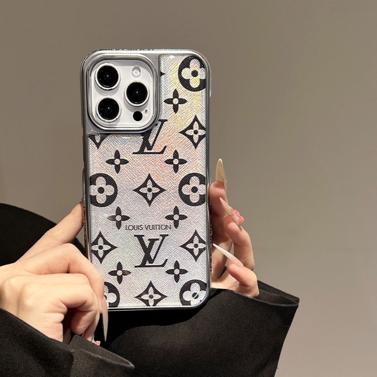 luxury-on-your-phone-sleek-bold-iconic-iphone-case-3443