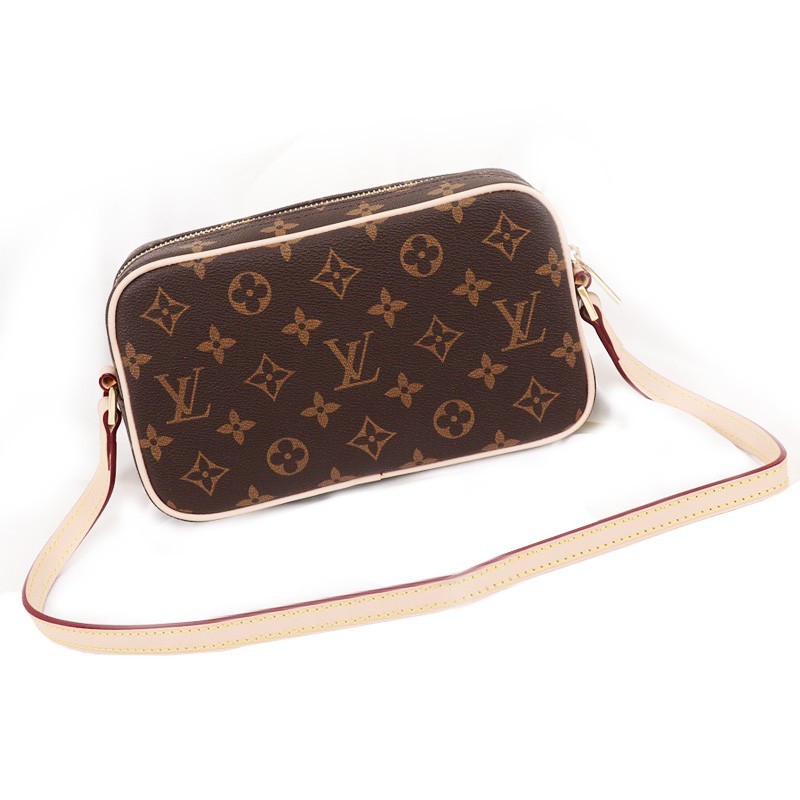 L hot sale Pochette Cite Monogram Canvas Handbag