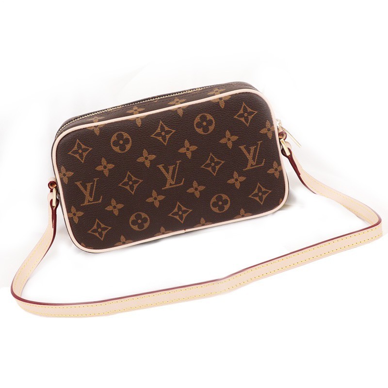 L hot sale Pochette Cite Monogram Canvas Handbag