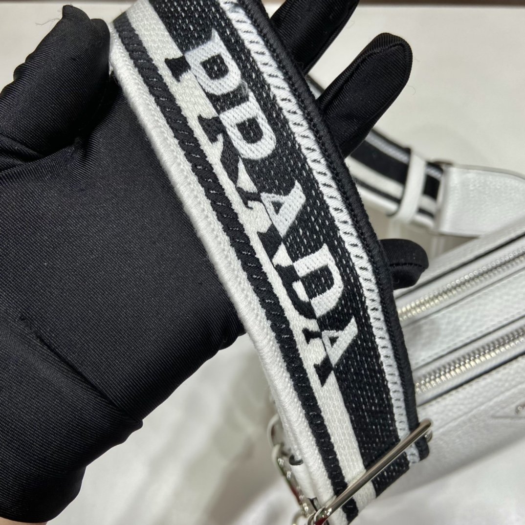 Pra Bag With Shoulder Strap White For Women, Women's Bags 8.6in/22cm 1BH082_2DKV_F0009_V_3OM