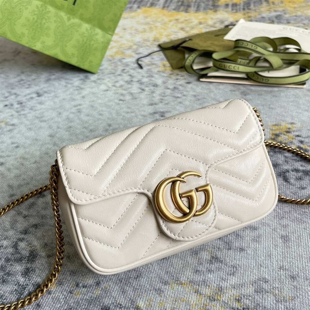 gg-marmont-matelasse-leather-super-mini-bag-5792