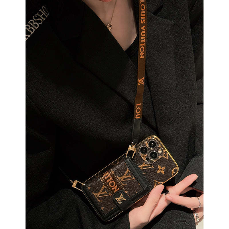 lou-chain-iphone-case-6296