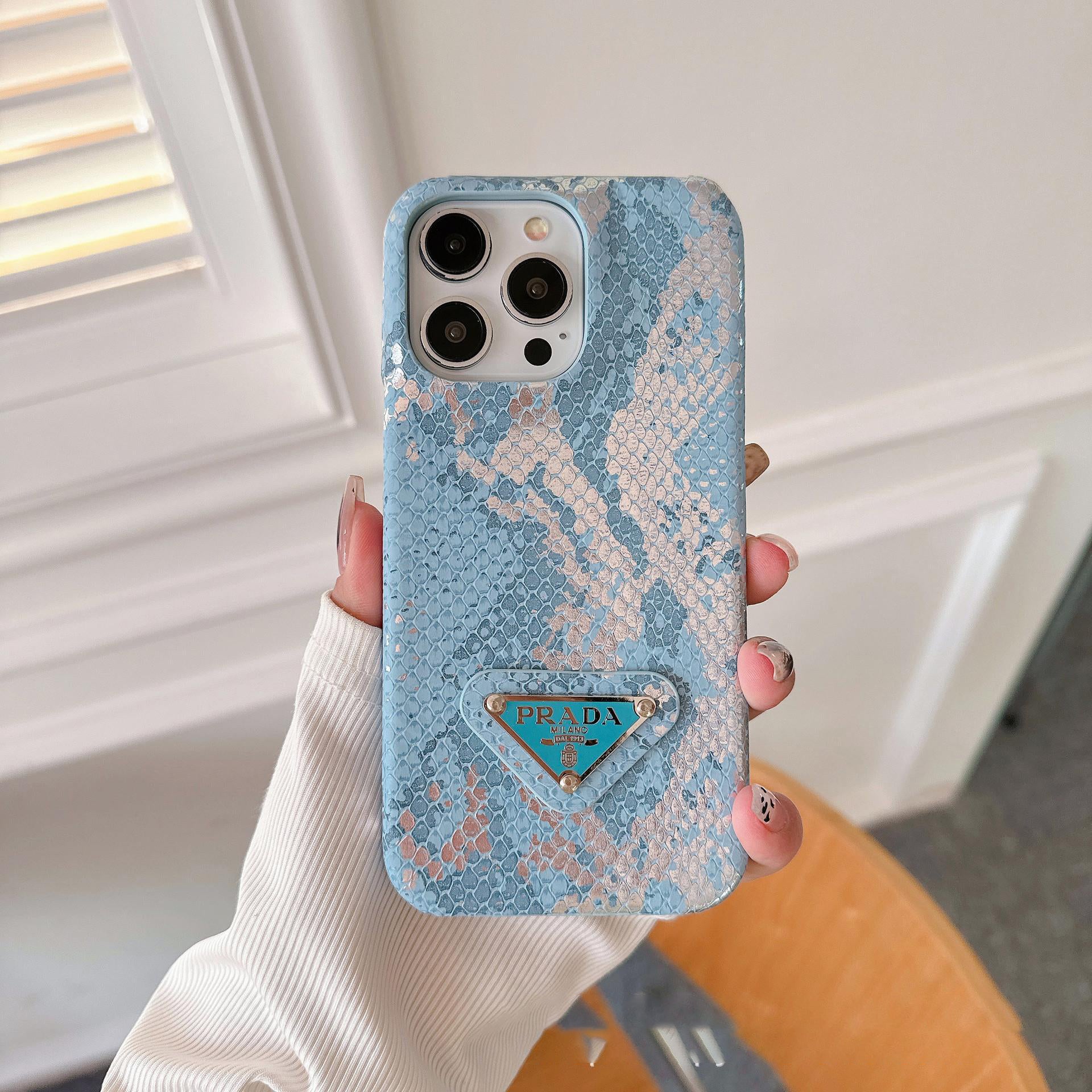 pra-gradient-color-iphone-case-678