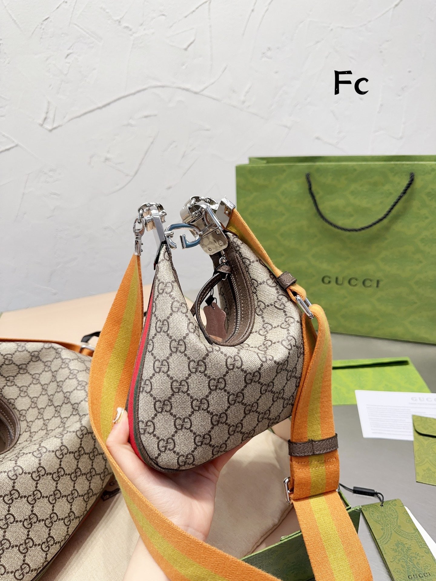 gc484-gc-attache-small-large-shoulder-bag-1539