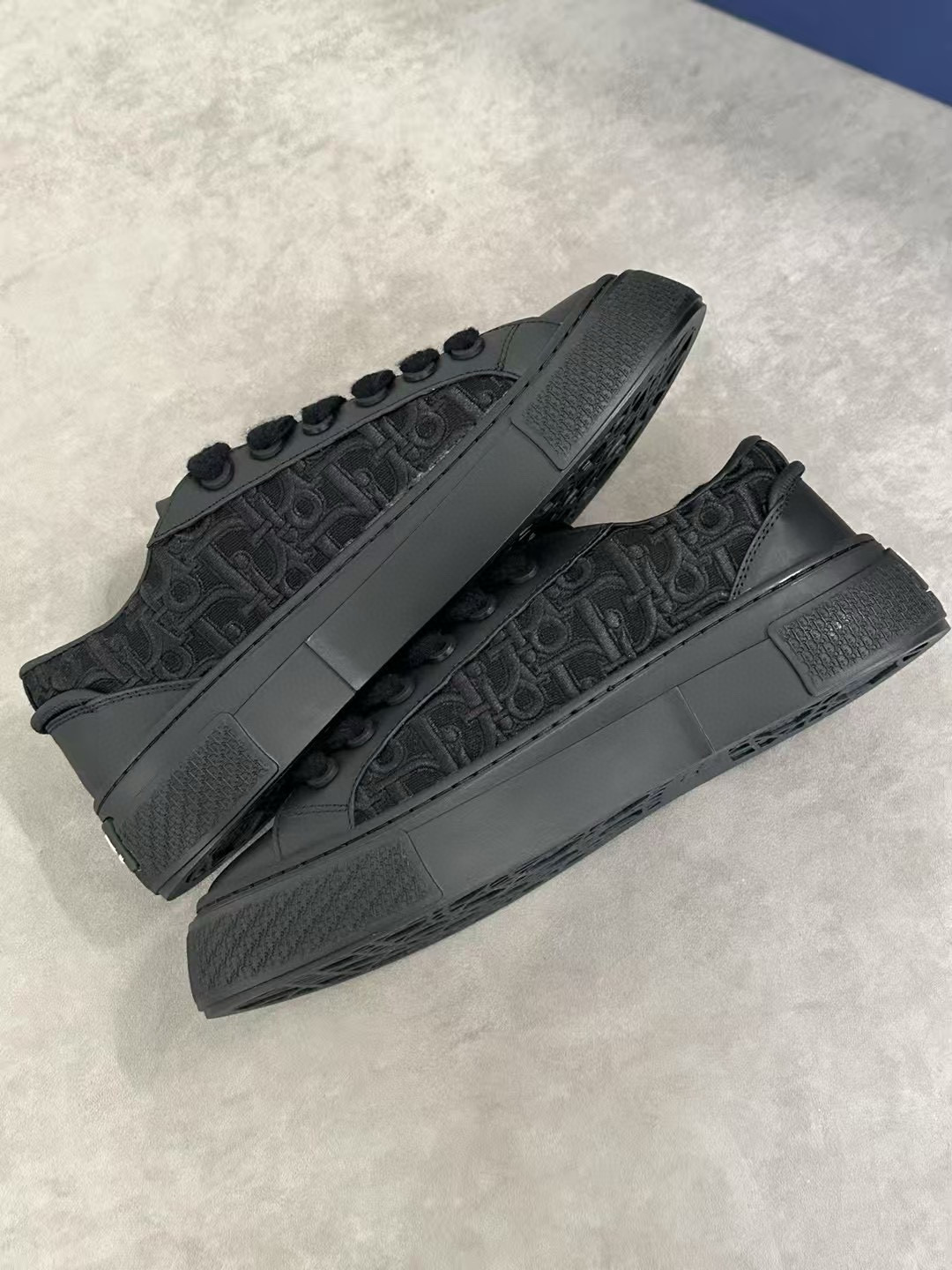 dior-b33-sneaker-dior1331-8243