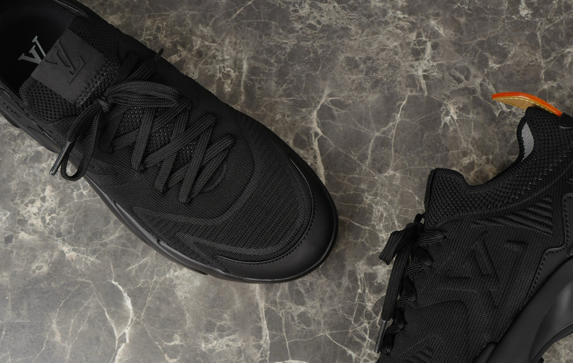 louis-vuitton-sneaker-lsvt1515-1440