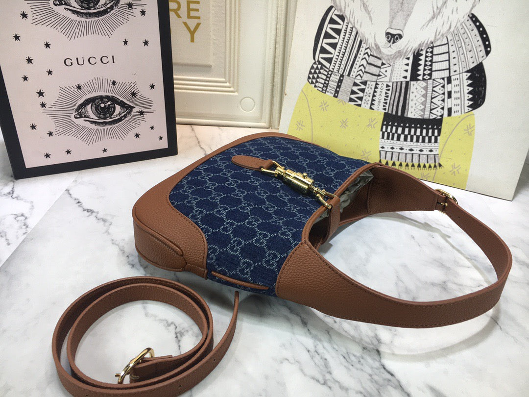 GC312  11x7.5x1.8inch