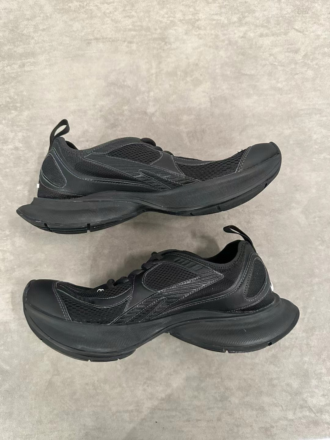 balenciaga-sneaker-blnc1195-2820