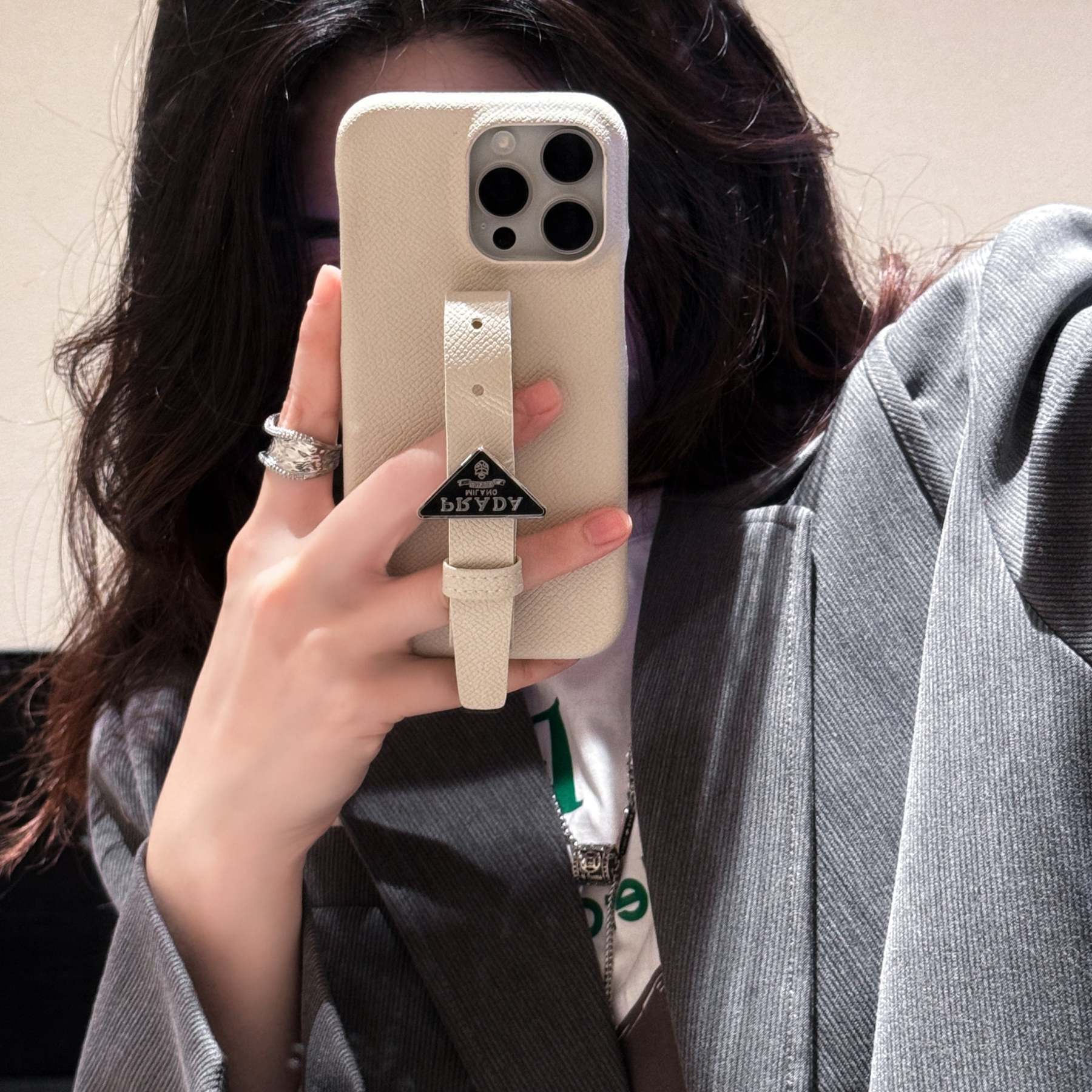 pra-leather-handle-iphone-case-2509